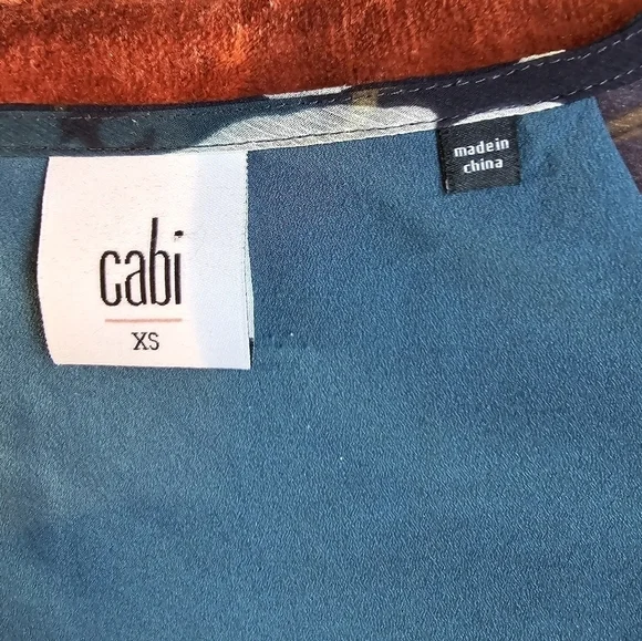 Cabi Pirouette Floral V-Neck Shift Dress Long-Sleeve Ruffle Hem Blue Multi Sz XS - Picture 11 of 14